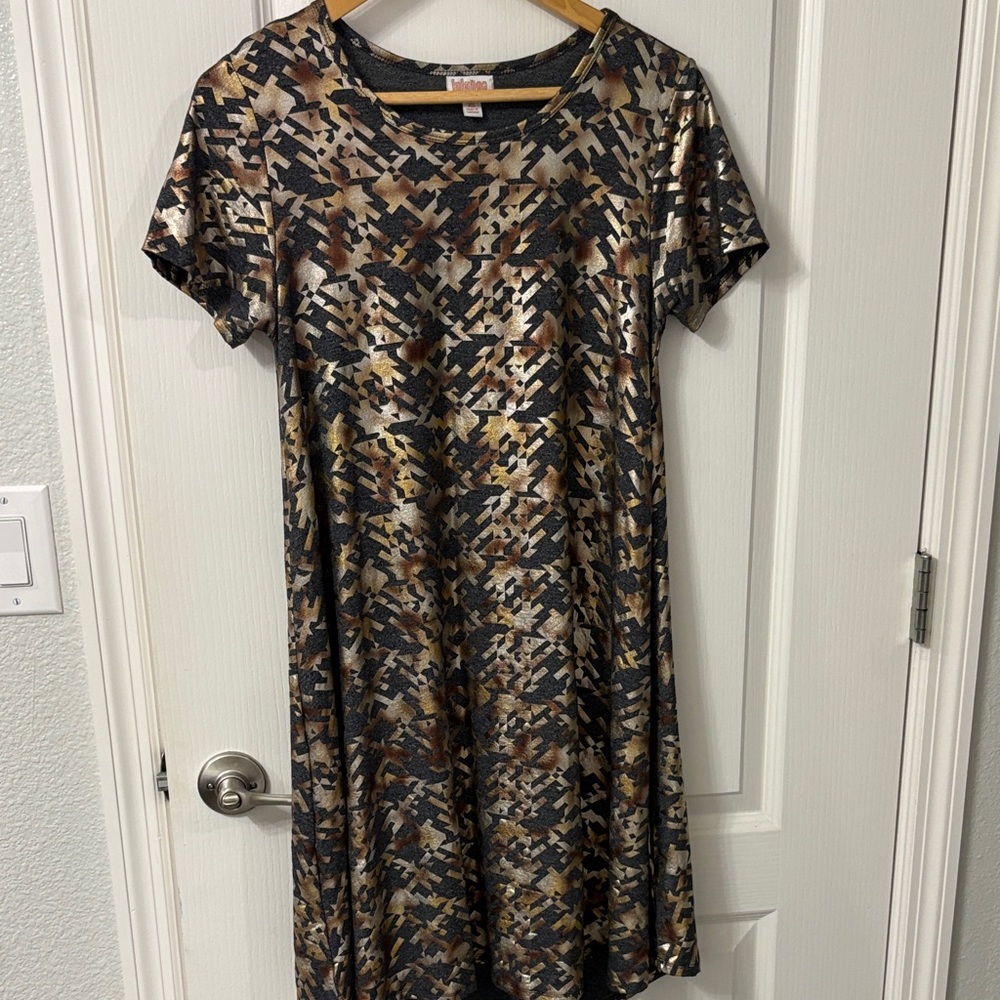 LuLaRoe Metallic Gold & Black Short Sleeve Women’s Dress